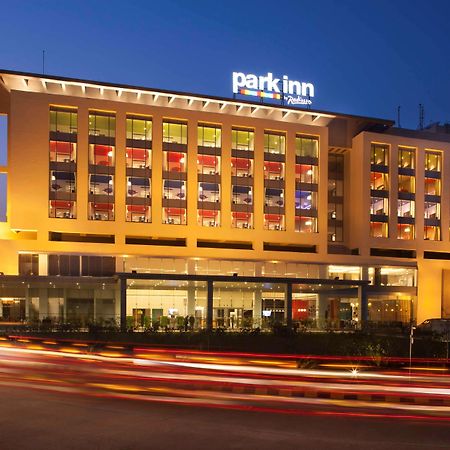 Park Inn By Radisson Gurgaon Bilaspur Manesar Exteriör bild