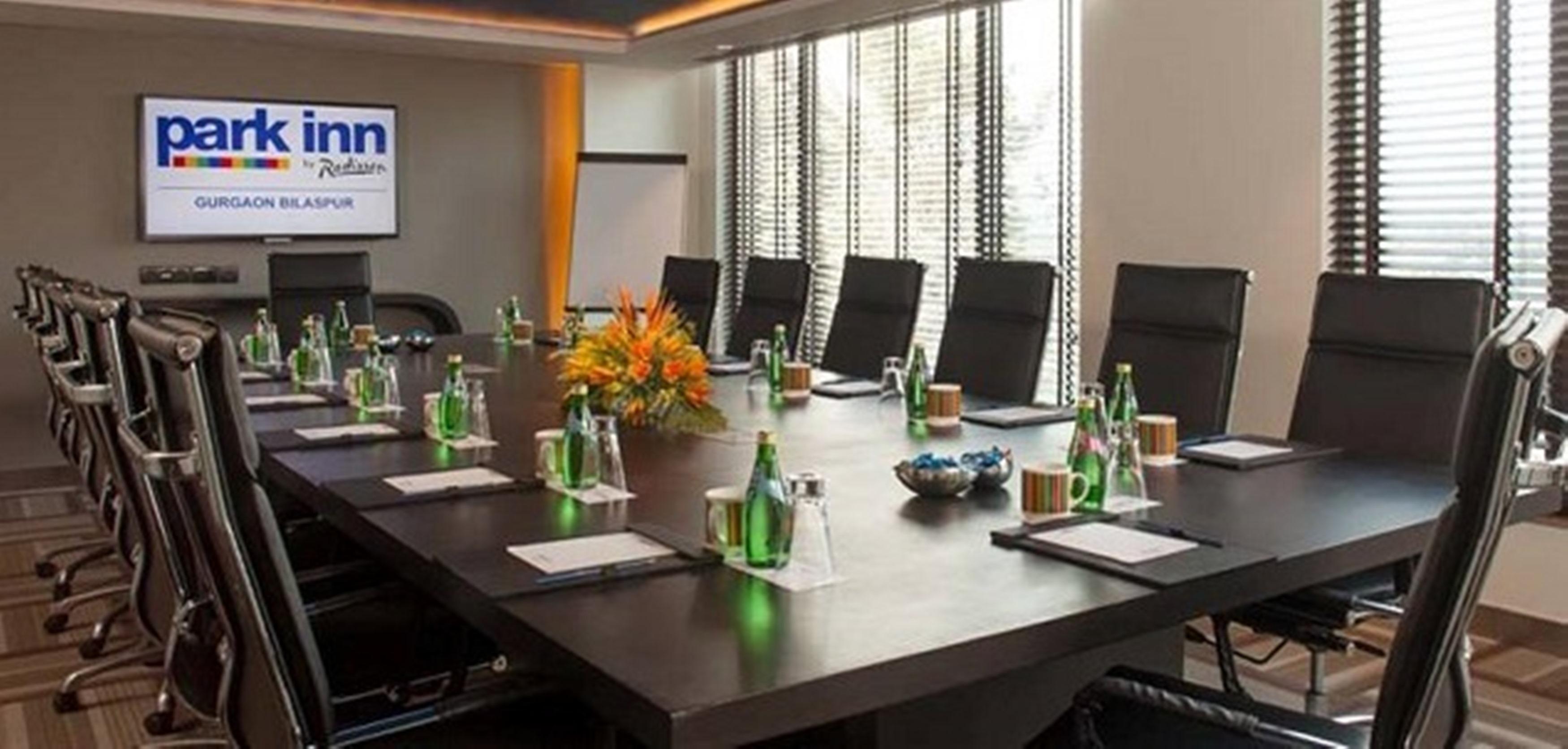 Park Inn By Radisson Gurgaon Bilaspur Manesar Exteriör bild