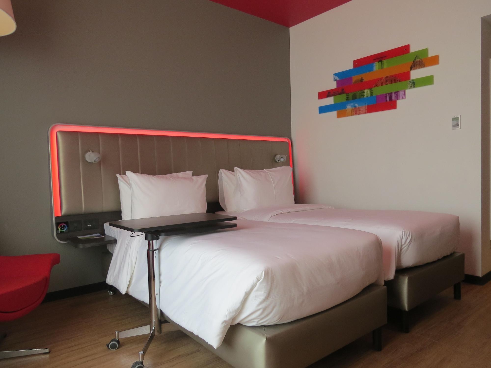Park Inn By Radisson Gurgaon Bilaspur Manesar Exteriör bild
