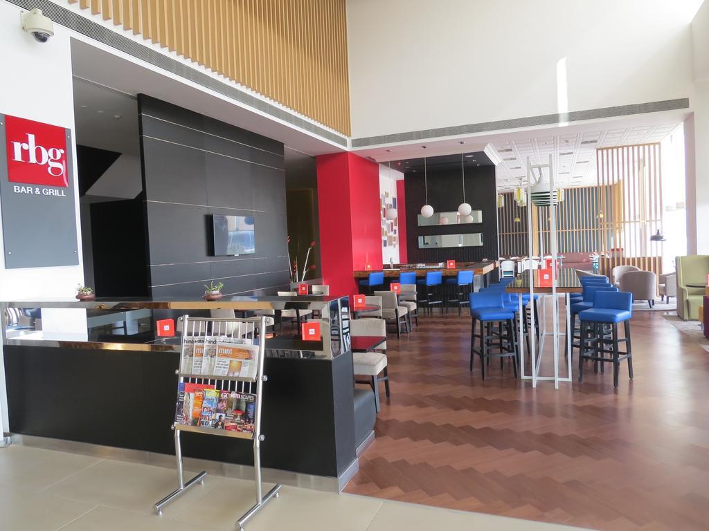 Park Inn By Radisson Gurgaon Bilaspur Manesar Exteriör bild